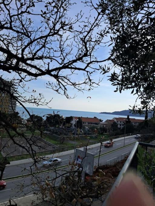Holiday Home Apartment Budva Zewnętrze zdjęcie